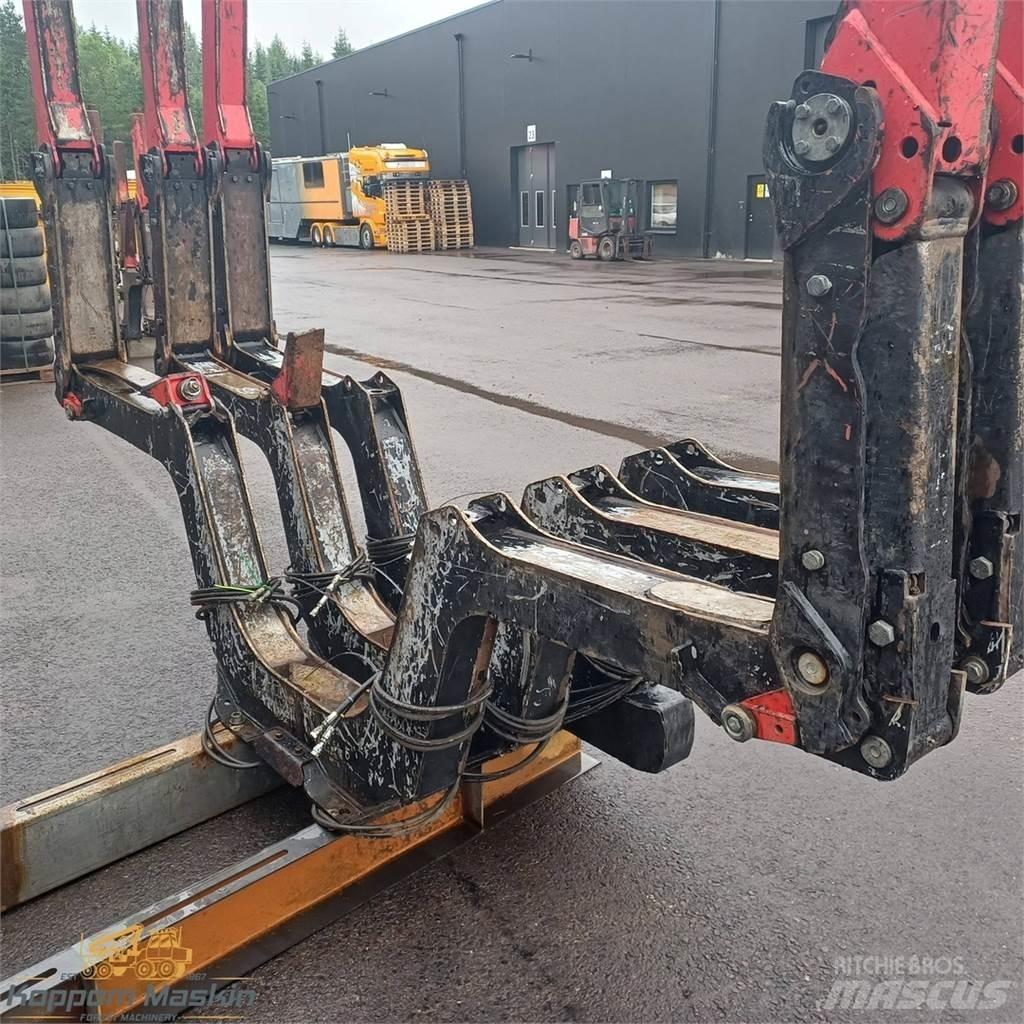 Komatsu 895 Muut