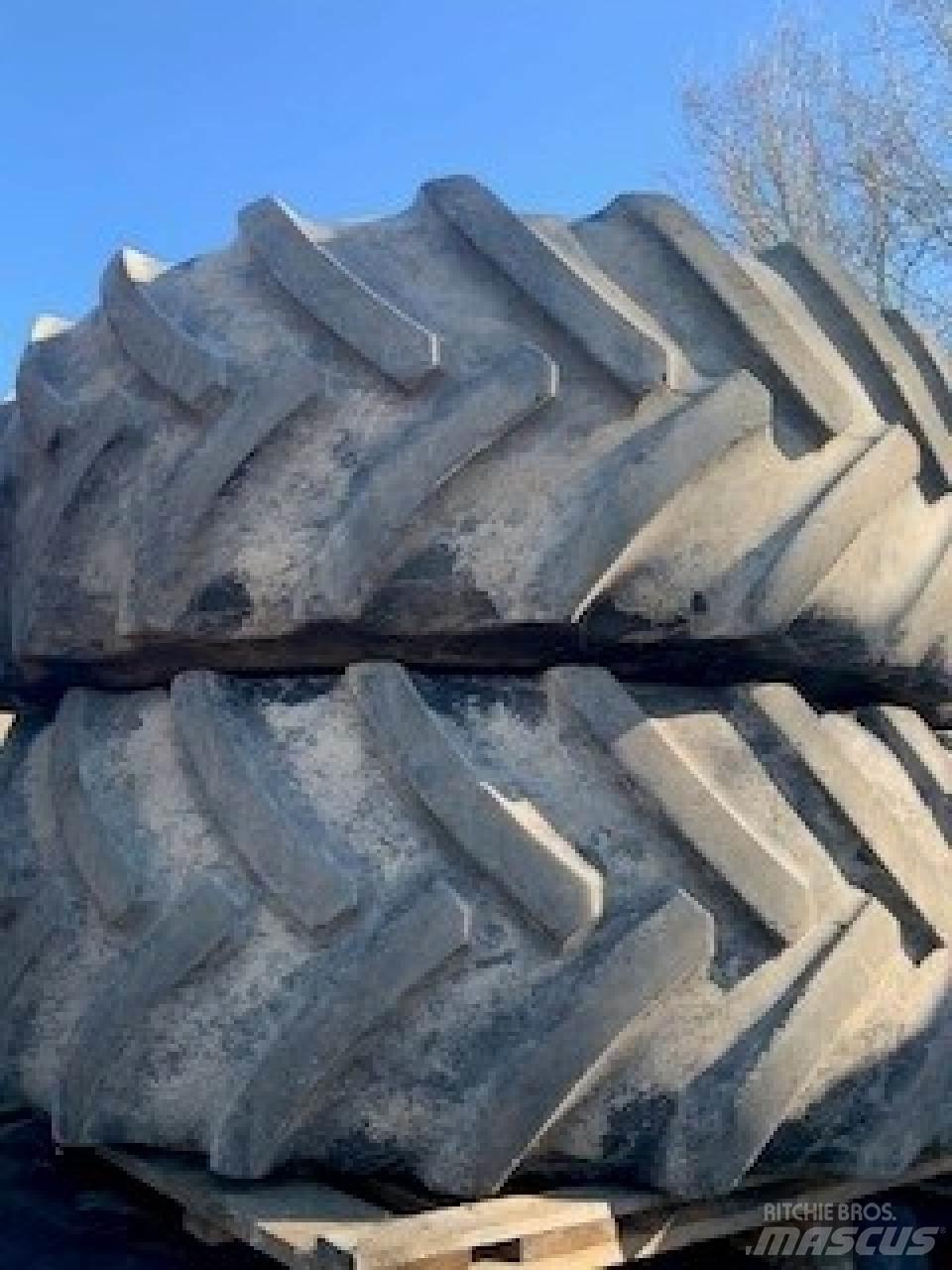 Mitas 680/80R42 Renkaat ja vanteet