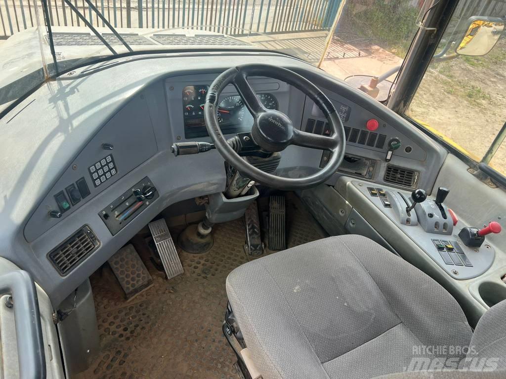 Volvo A 25 D Dumpperit
