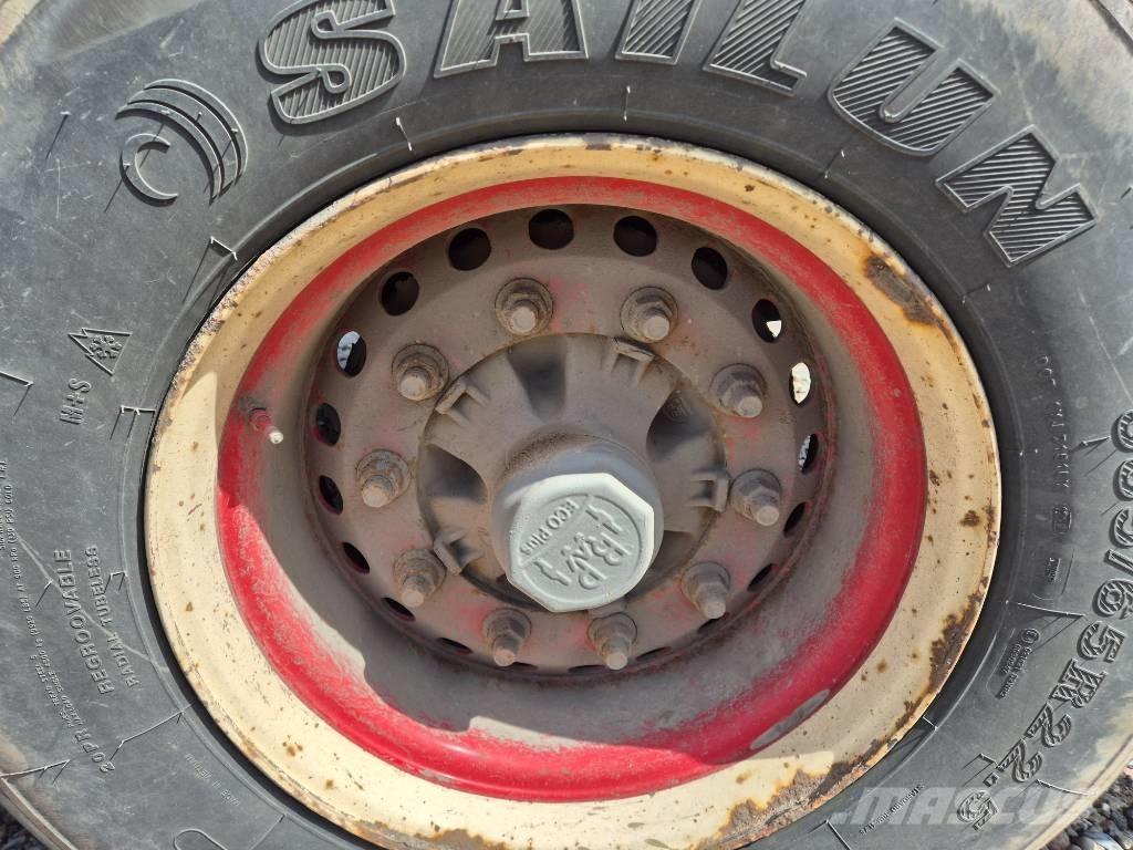 Nopa 3 axle tipper Sora- ja kippiperävaunut