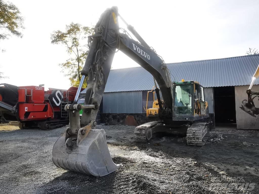 Volvo EC 210 C L Telakaivukoneet