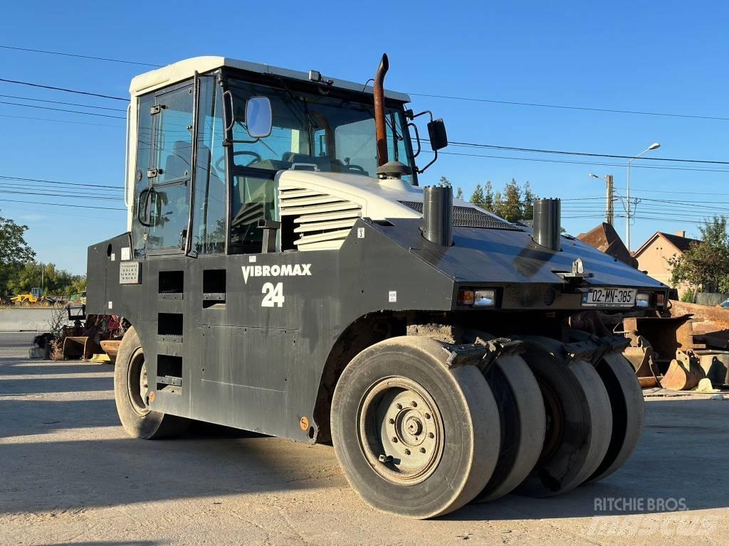 Vibromax W2400 Kumipyöräjyrät