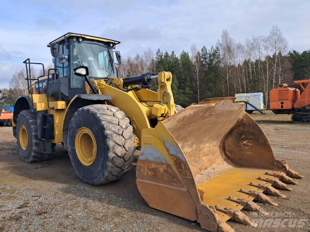 CAT 966M XE Pyöräkuormaajat