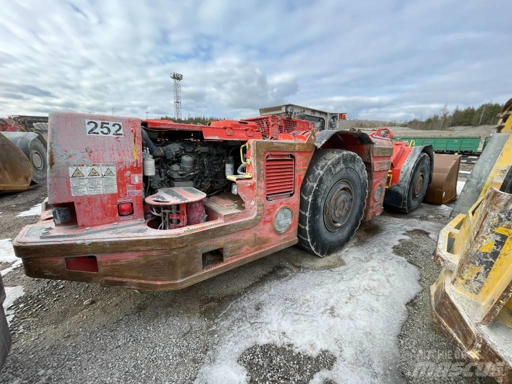 Sandvik LH 410 Maanalaiset lastauskoneet