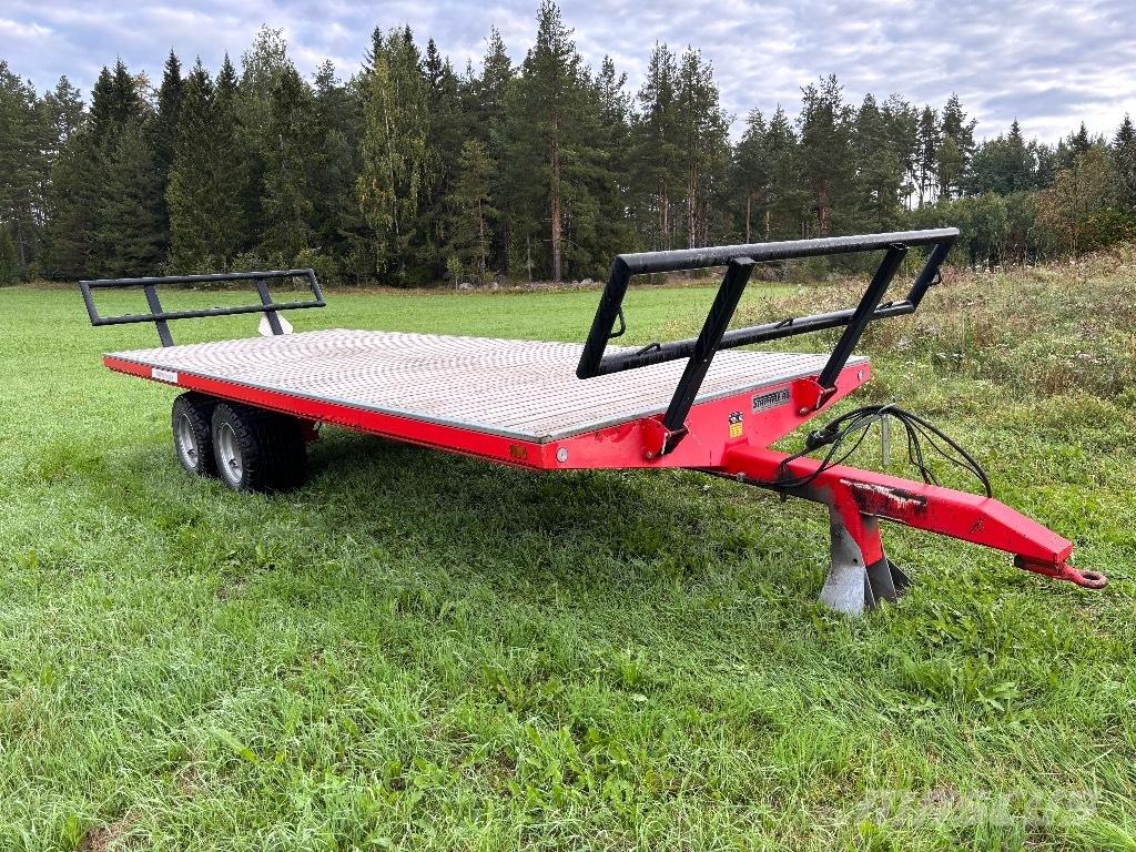 Mova Balvagn Paalivaunut
