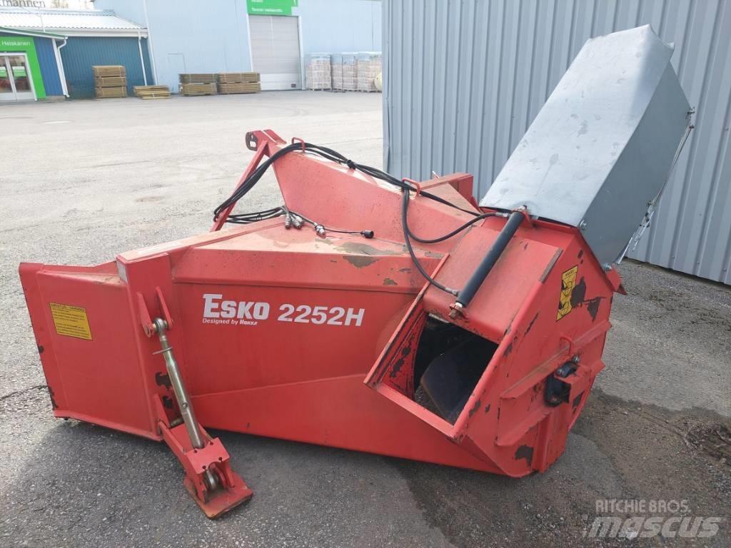 Esko 2252 H Lumilingot