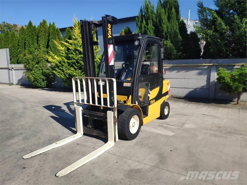 Yale GLP35VX Nestekaasutrukit