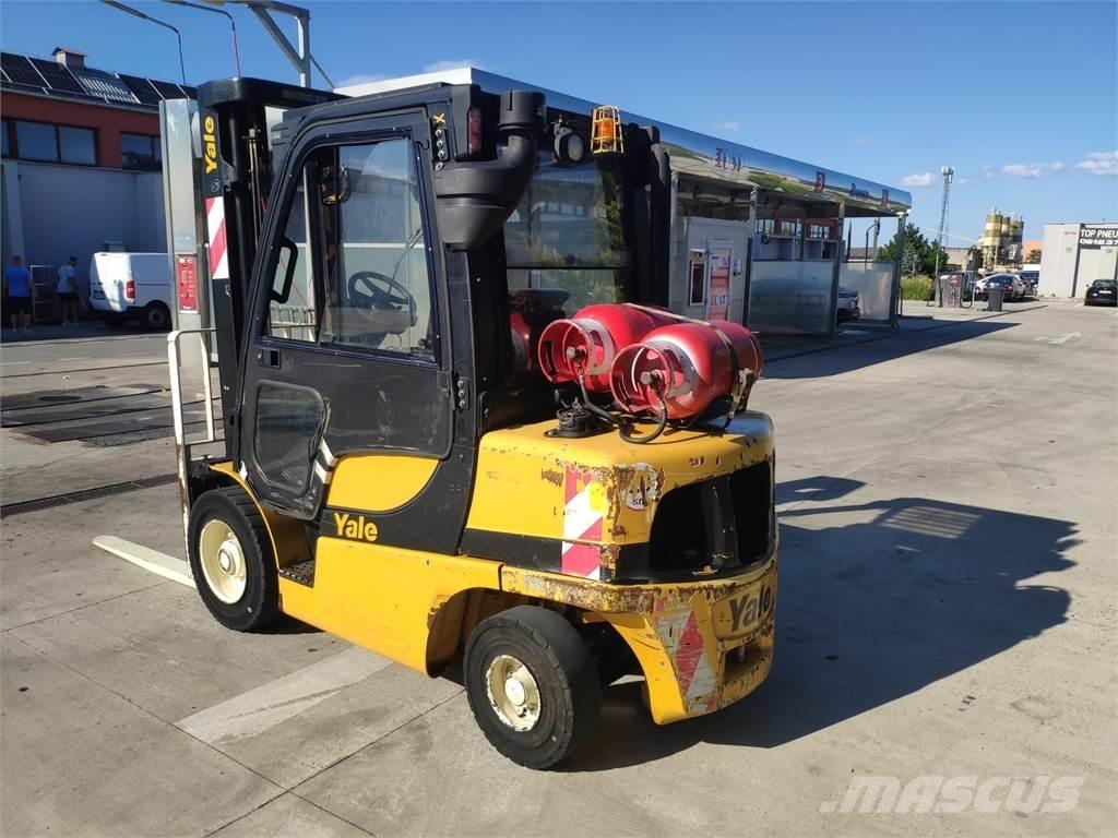 Yale GLP35VX Nestekaasutrukit