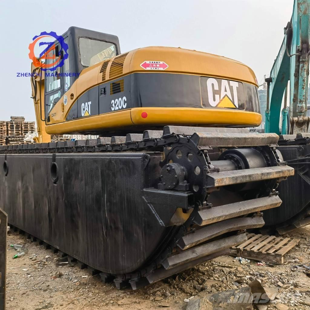 CAT 320 C Amfibio-kaivinkoneet