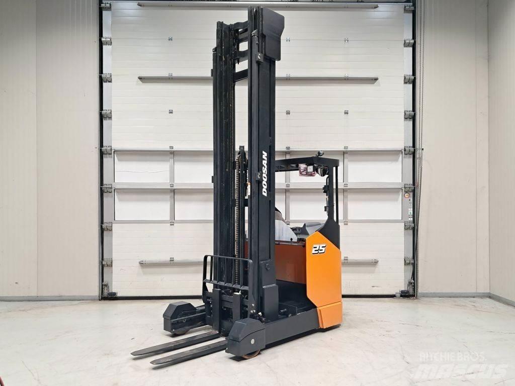 Doosan BR25JW-9 Työntömastotrukit