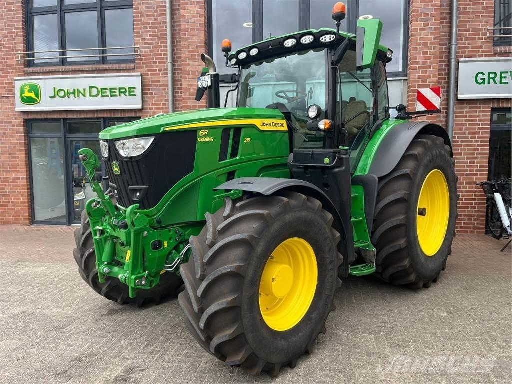 John Deere 6R215 Traktorit