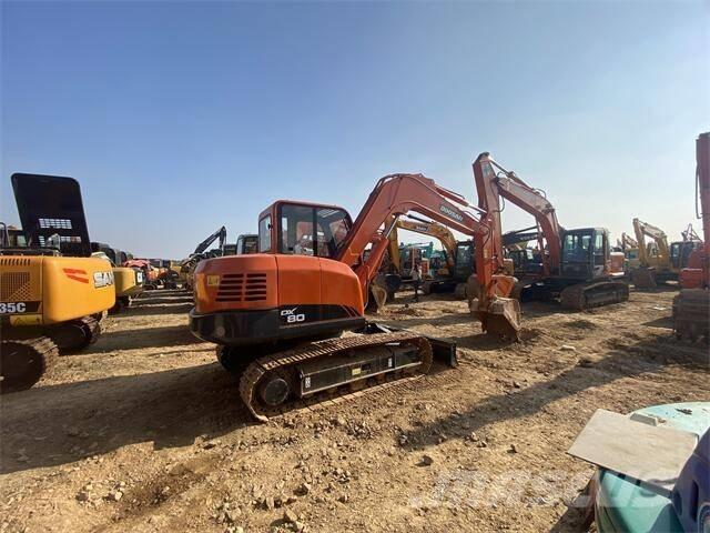 Doosan DX80 Minikaivukoneet < 7t