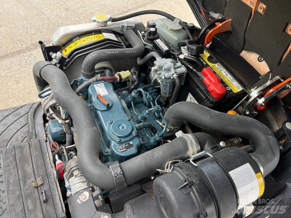 Kubota K 008-5 Minikaivukoneet < 7t