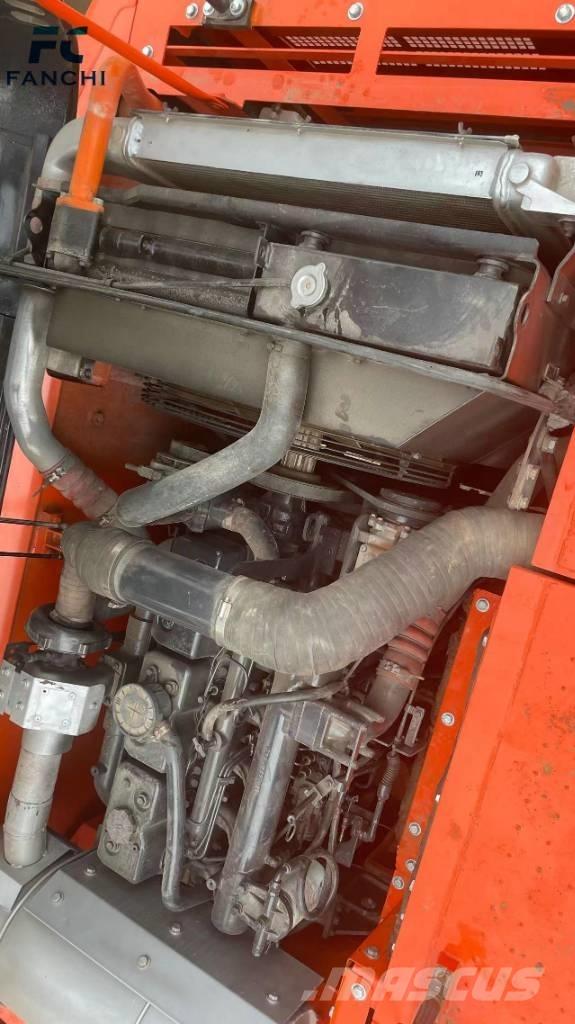 Doosan DX300 Telakaivukoneet