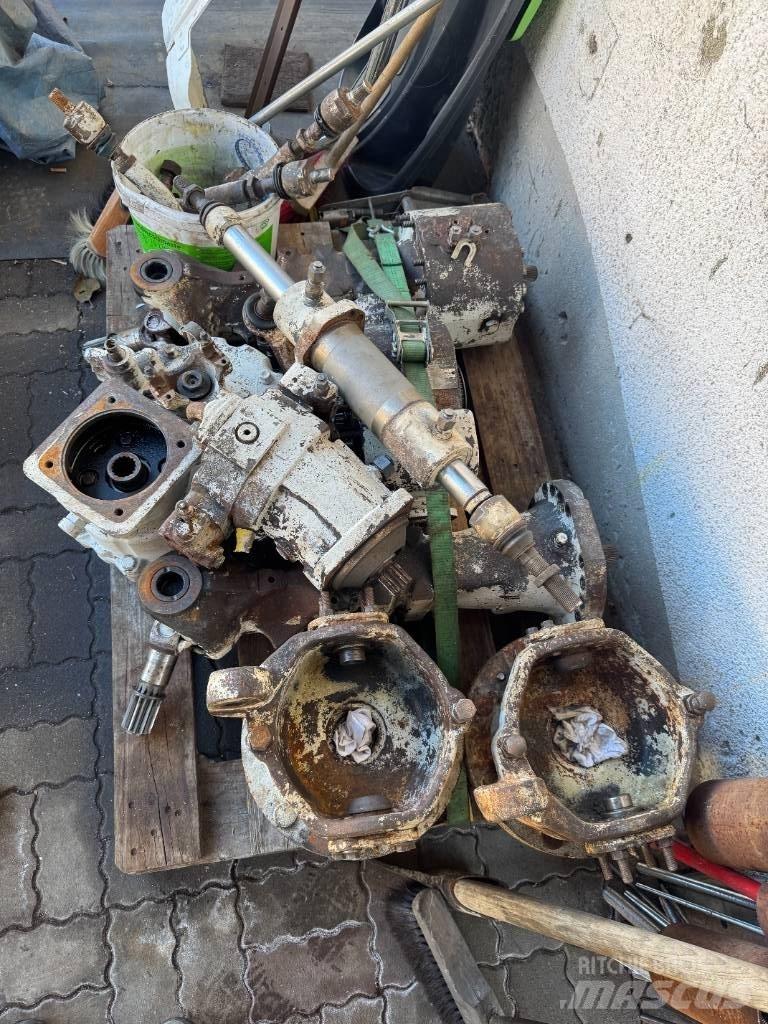 Spicer Dana 211 / 221 Akselit