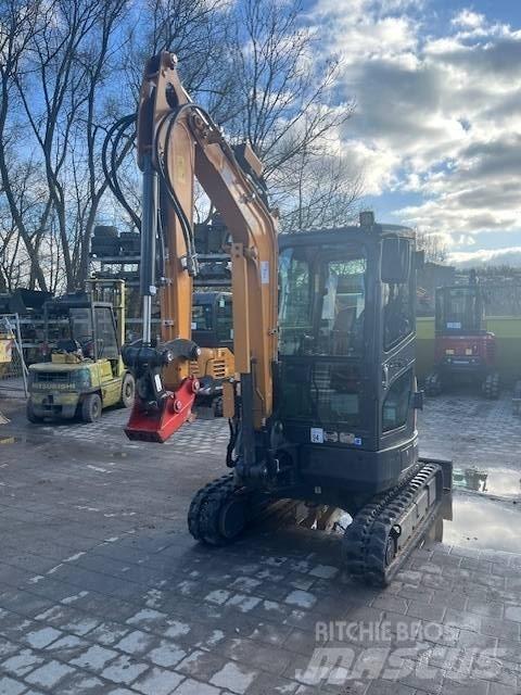 CASE CX 26 C Minikaivukoneet < 7t