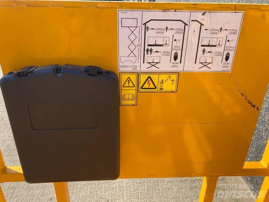 JCB S 3246 E Saksilavat
