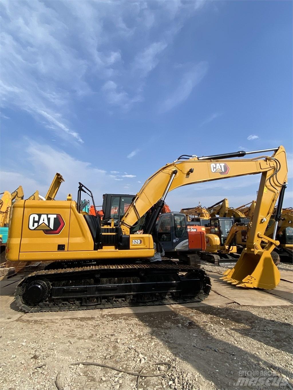CAT 320 Telakaivukoneet