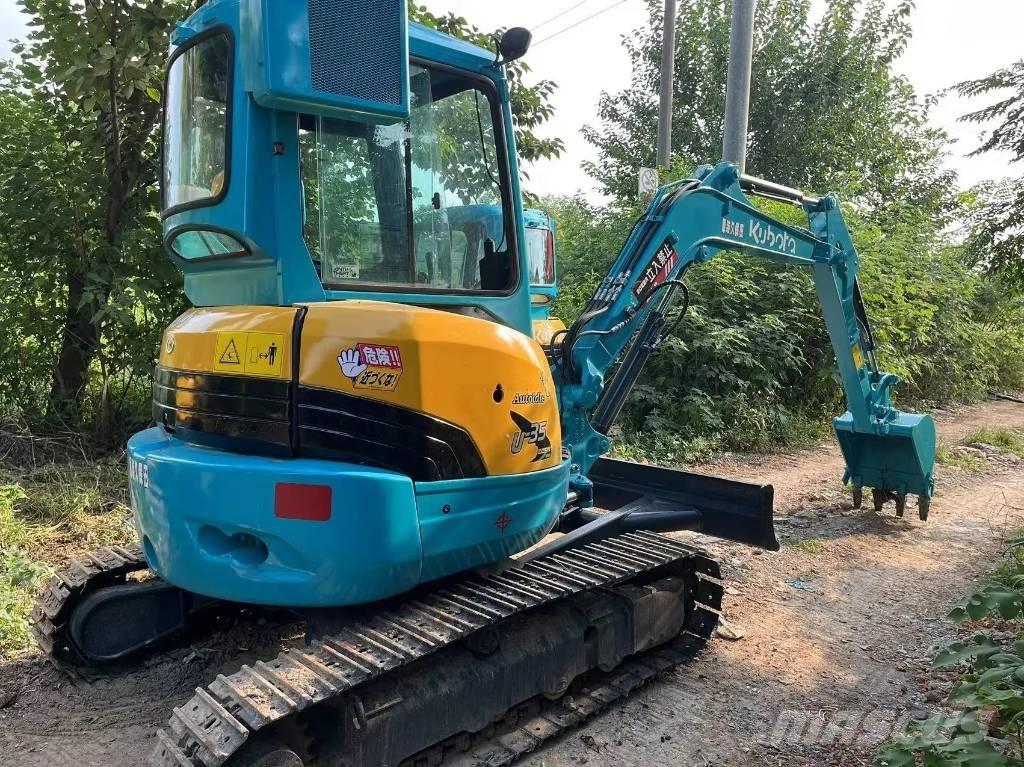 Kubota U35 Minikaivukoneet < 7t