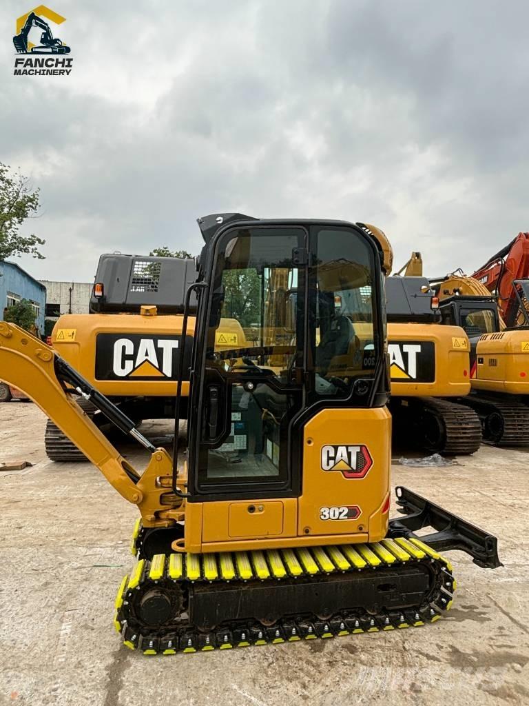 CAT 302 Minikaivukoneet < 7t