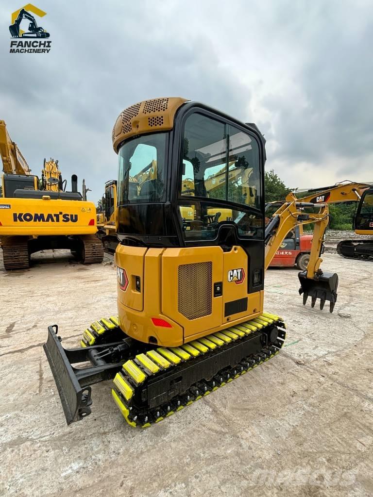 CAT 302 Minikaivukoneet < 7t