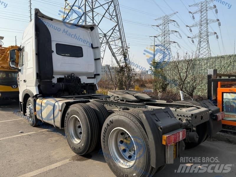 Howo Tractor 420 Vetopöytäautot