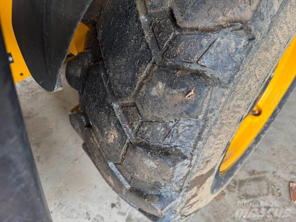 JCB 535-95 Kurottajat