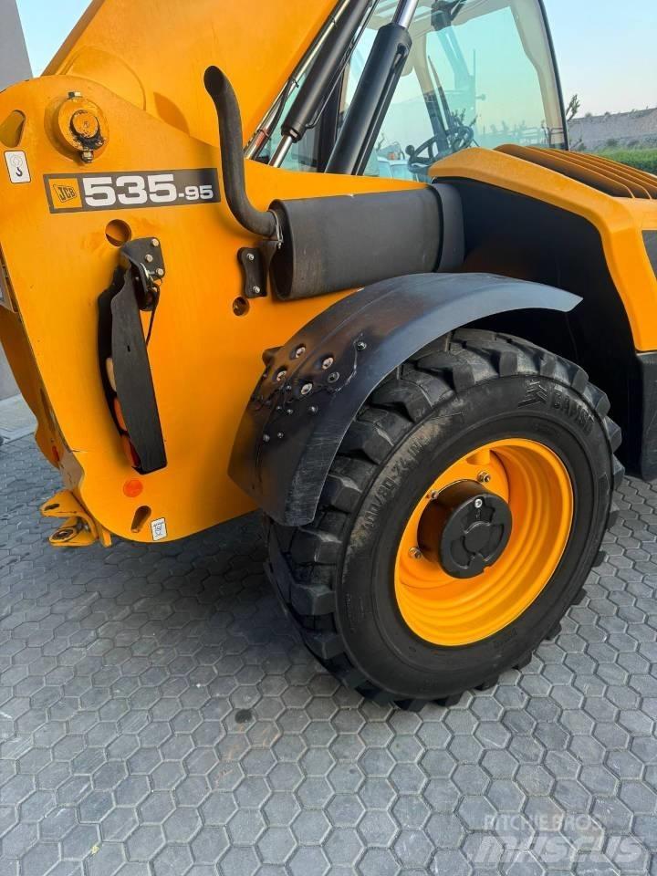 JCB 535-95 Kurottajat
