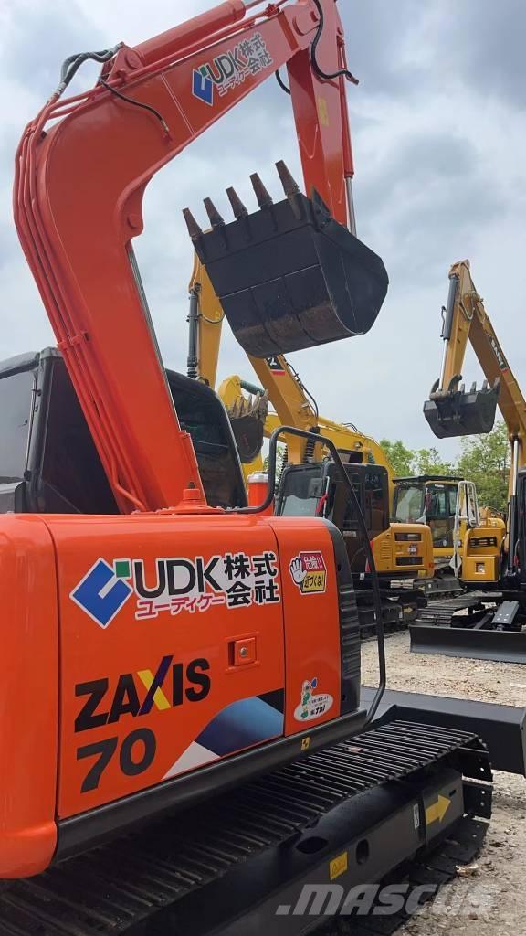 Hitachi ZX 70 Minikaivukoneet < 7t