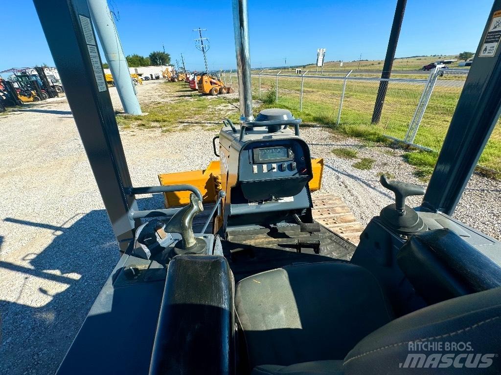 DEERE 450J Telaketjupuskutraktorit