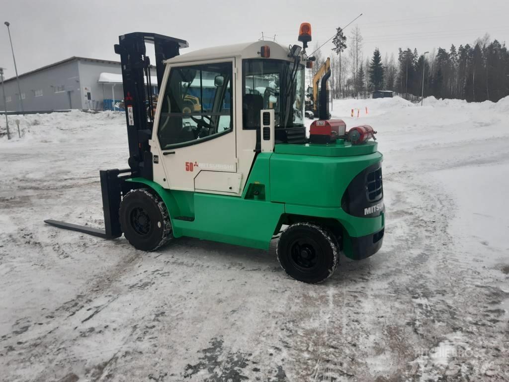 Mitsubishi FD50K Dieseltrukit