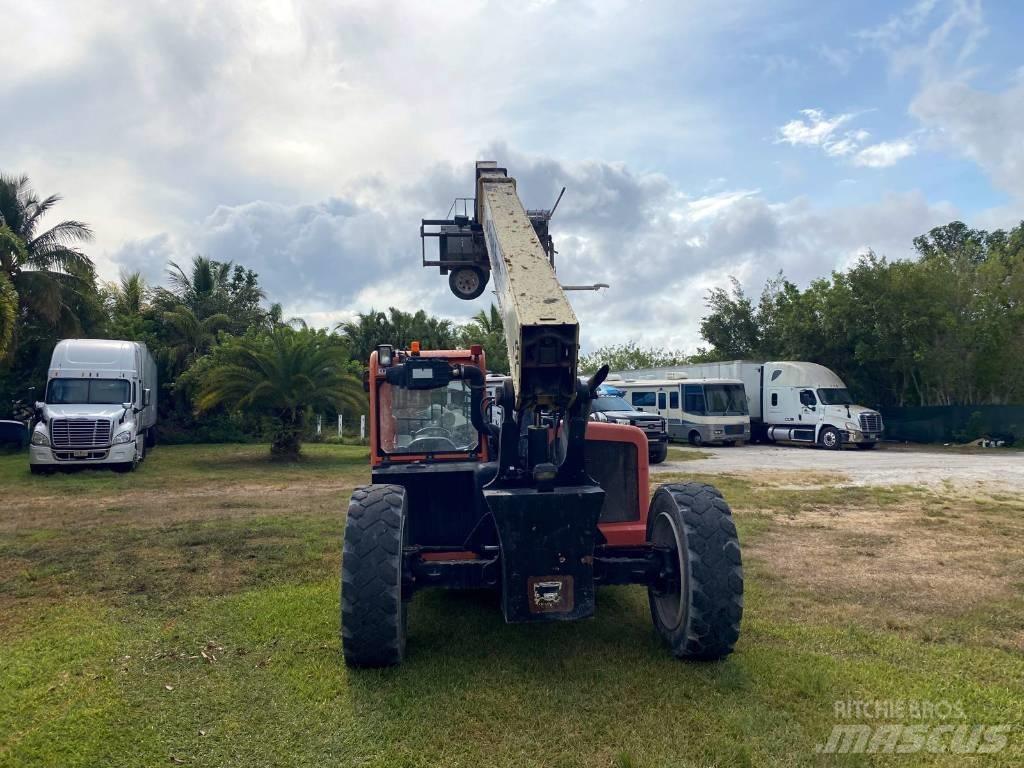 JLG G 6-42 A Kurottajat