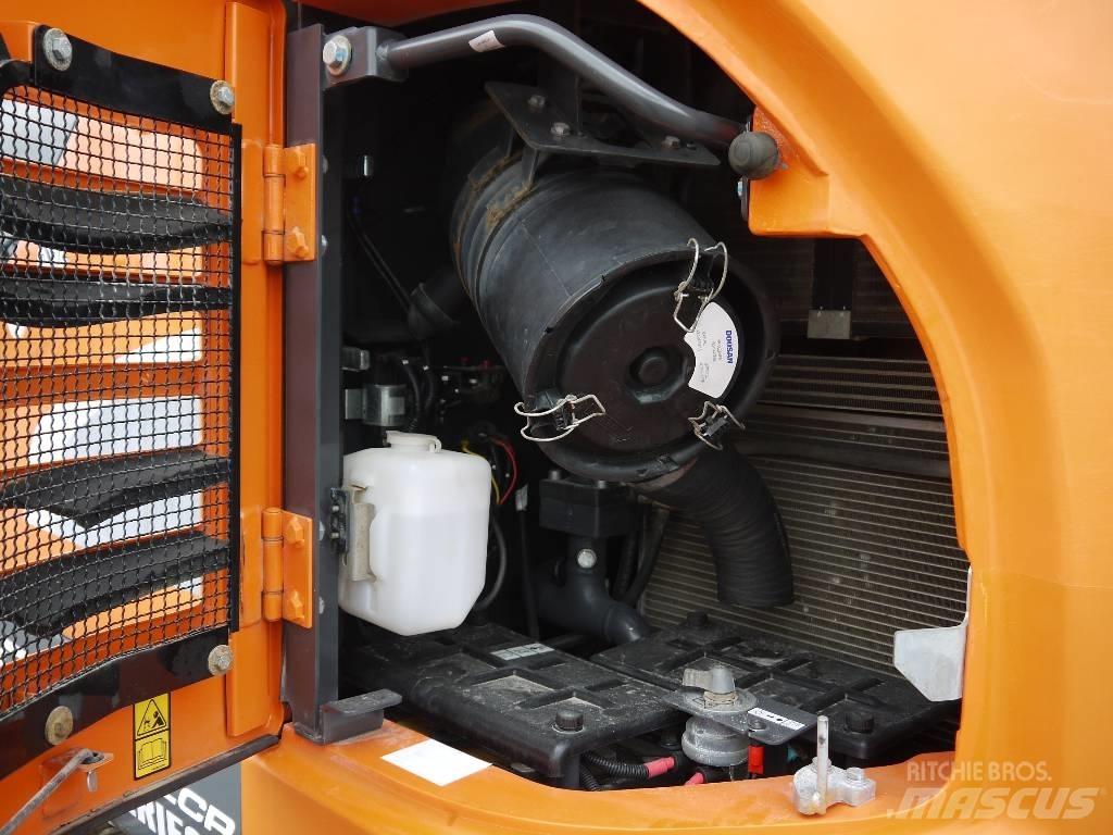 Doosan DX 140 LCR-5 Telakaivukoneet
