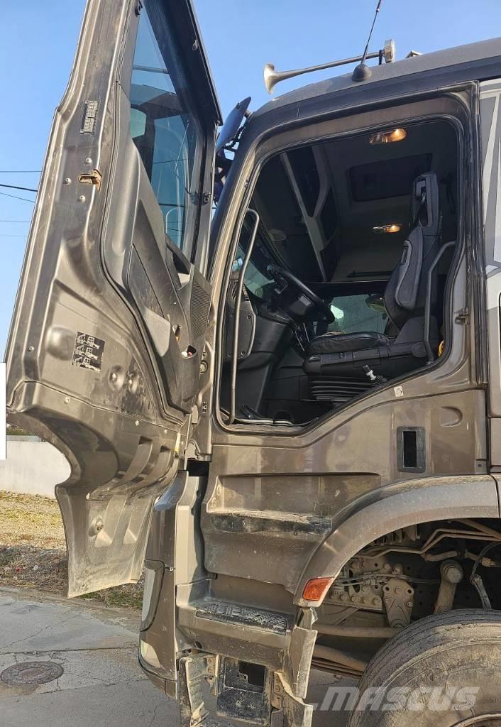 Mercedes-Benz 3951 Minidumpperit