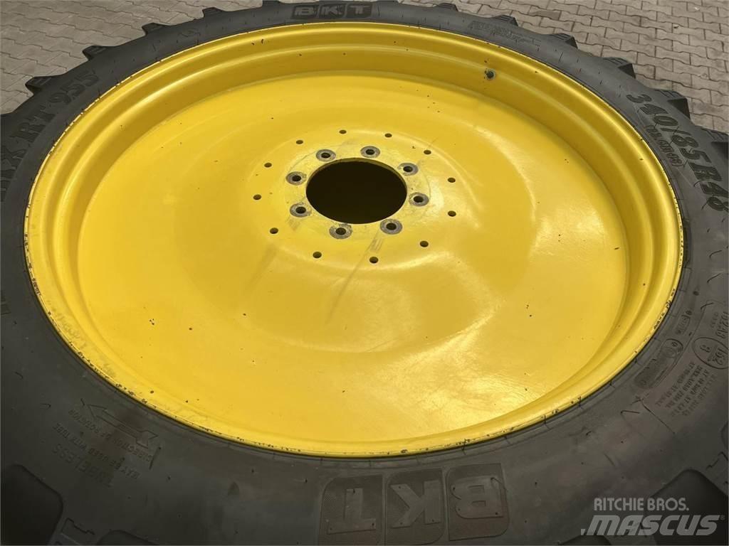 BKT 340/85R48 Renkaat ja vanteet