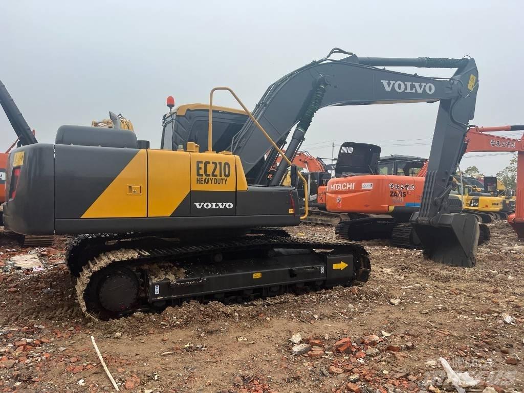 Volvo EC 210 B LC Telakaivukoneet