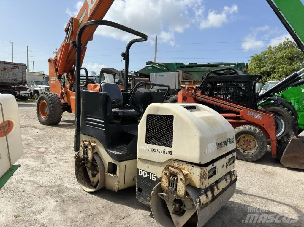Ingersoll Rand DD 16 Tiivistyskoneet