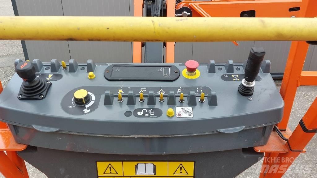 JLG E 400 AJPN Kuukulkijat