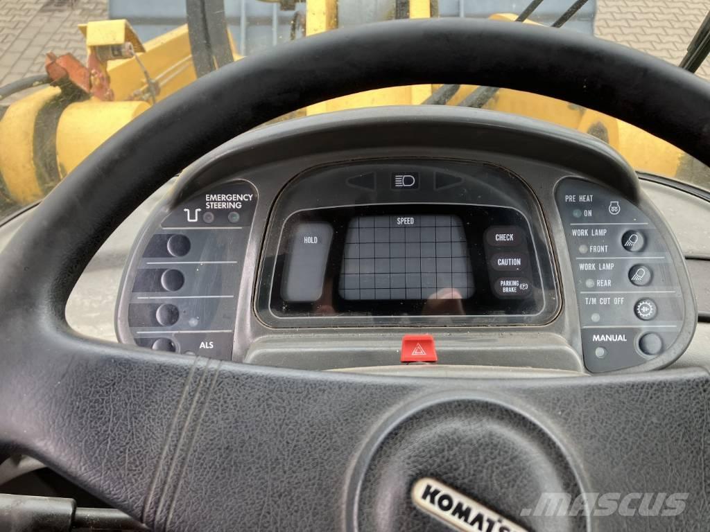 Komatsu WA 420 Pyöräkuormaajat