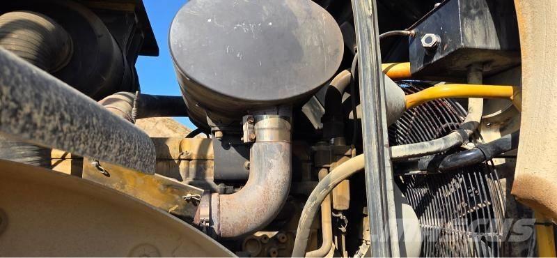 CAT 972 H Pyöräkuormaajat