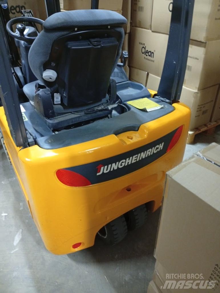 Jungheinrich EFG213 Sähkötrukit