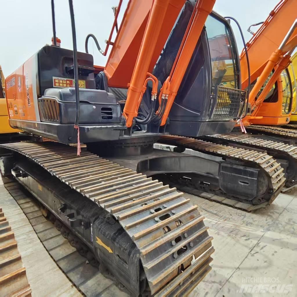 Hitachi ZX 210 Telakaivukoneet