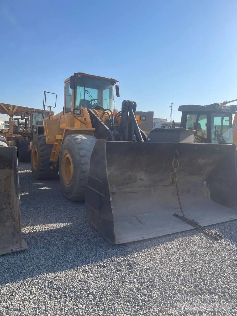 Volvo L 180 E Pyöräkuormaajat