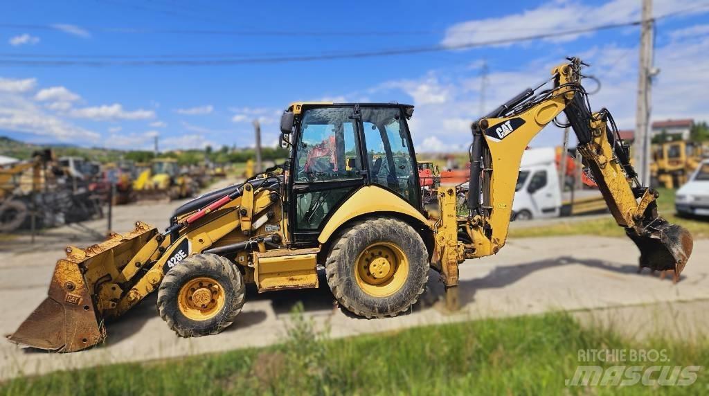 CAT 428 E Kaivurikuormaajat