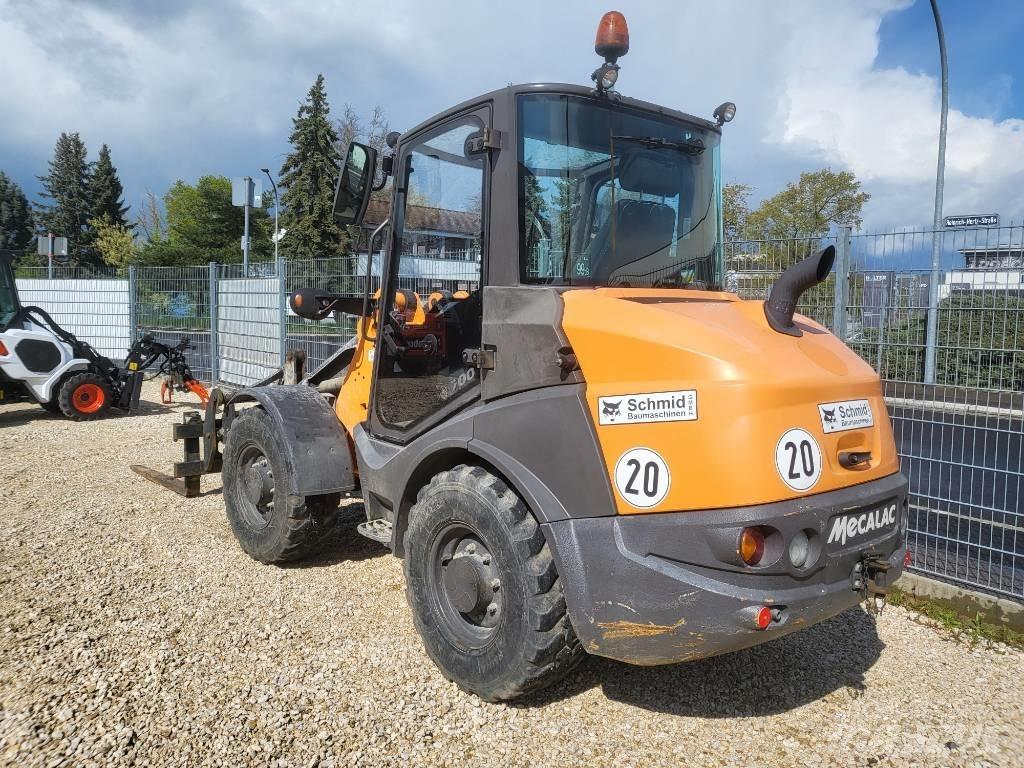 Mecalac AX 700 Pyöräkuormaajat
