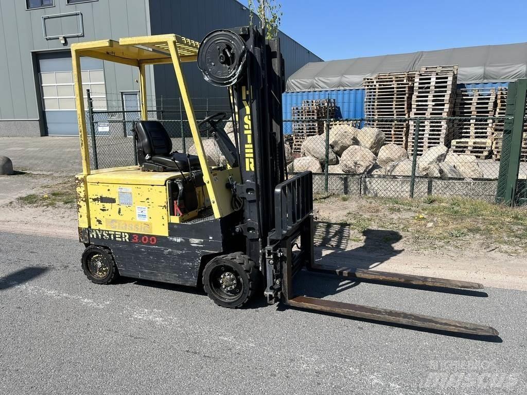 Hyster e3.00xl Sähkötrukit