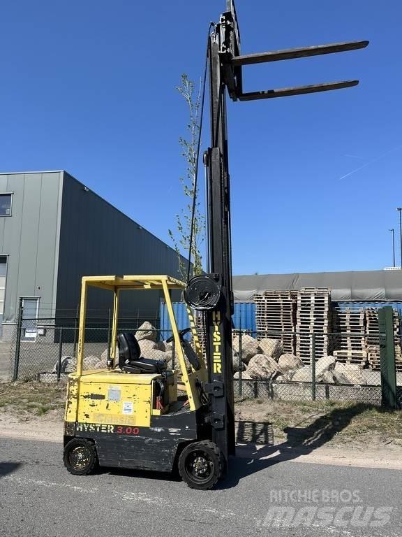 Hyster e3.00xl Sähkötrukit