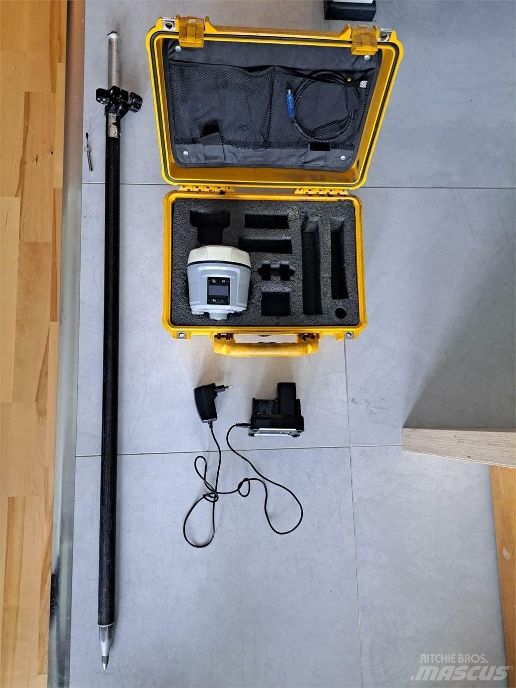  CHC i80 GNSS Instrumentit, mittaus- ja automaatiolaitteet