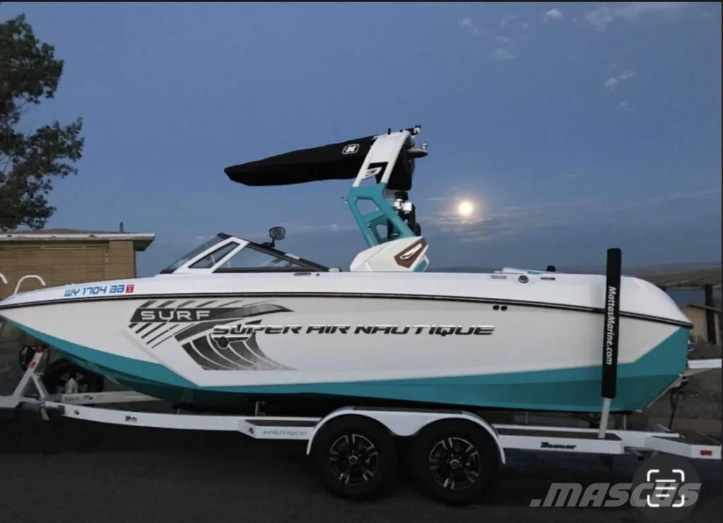  Nautique G23 Veneet, proomut ja ponttoonit