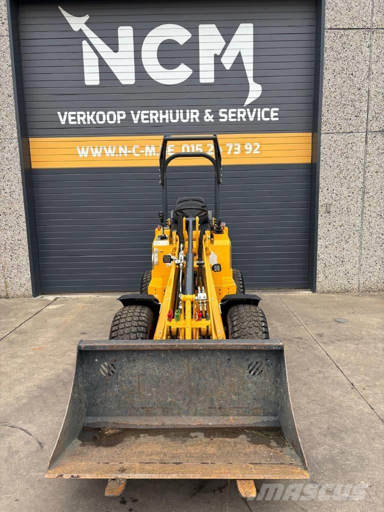 Knikmops KM 130 Pyöräkuormaajat